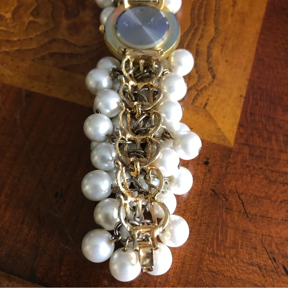 Vintage 80s Bonetto Candy Pearl cluster bracelet watch